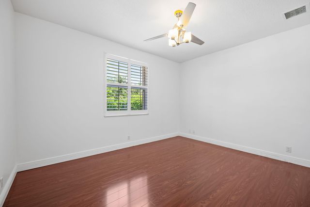 11371 NW 6th Street, Plantation, FL 33325