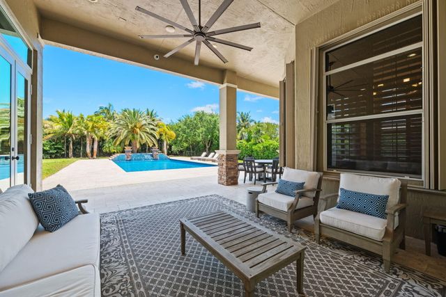 11371 NW 6th Street, Plantation, FL 33325