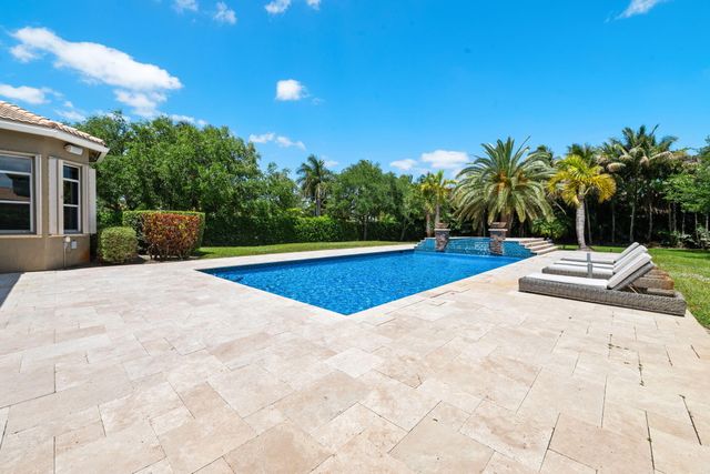 11371 NW 6th Street, Plantation, FL 33325