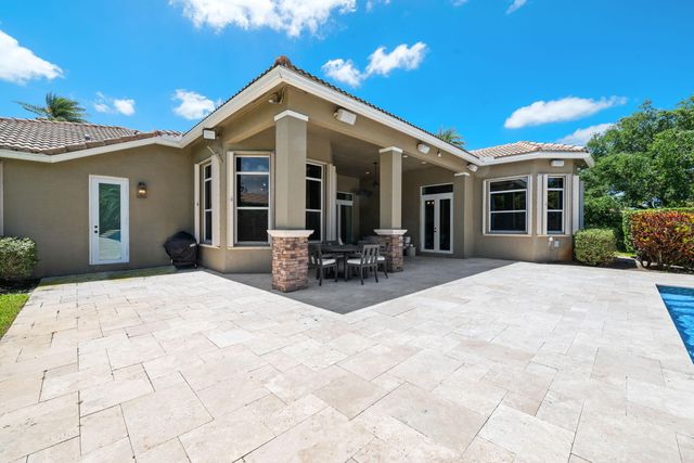 11371 NW 6th Street, Plantation, FL 33325