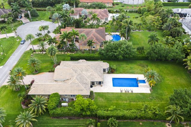 11371 NW 6th Street, Plantation, FL 33325