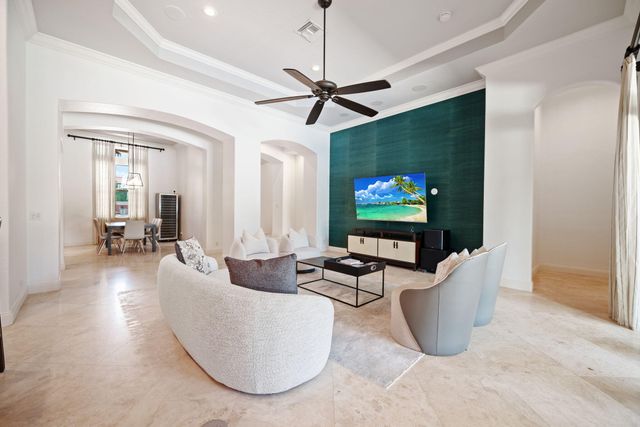 11371 NW 6th Street, Plantation, FL 33325