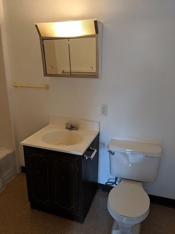 109 Mechanic A, Marlborough, MA 01752