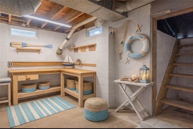 4852 West lake, Geneva Town, NY 14456