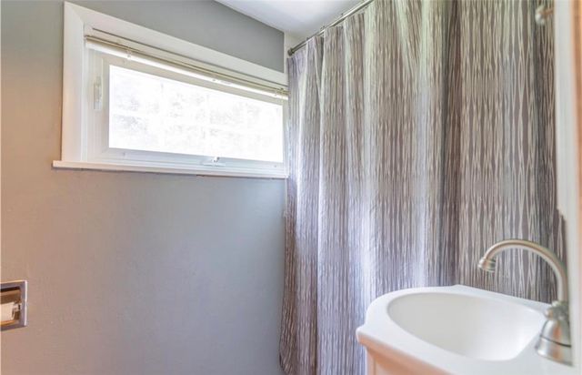 4852 West lake, Geneva Town, NY 14456