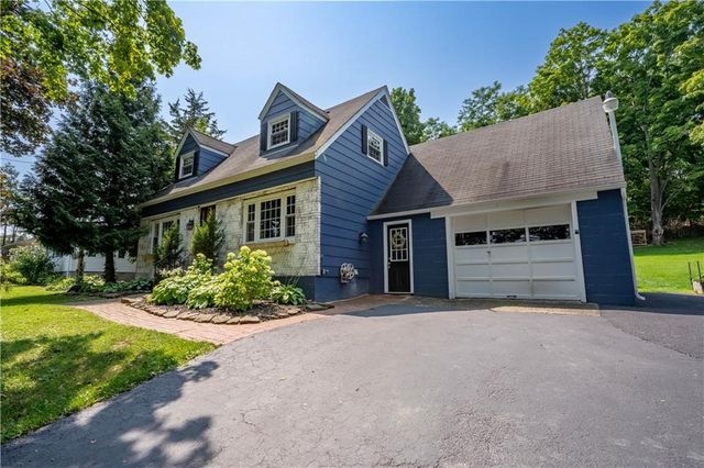 4852 West lake, Geneva Town, NY 14456