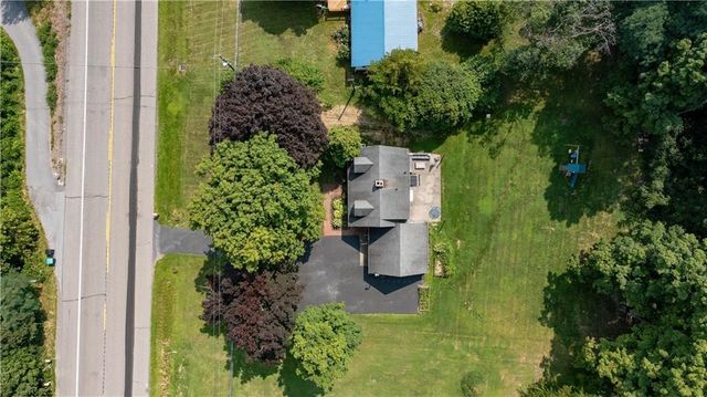 4852 West lake, Geneva Town, NY 14456