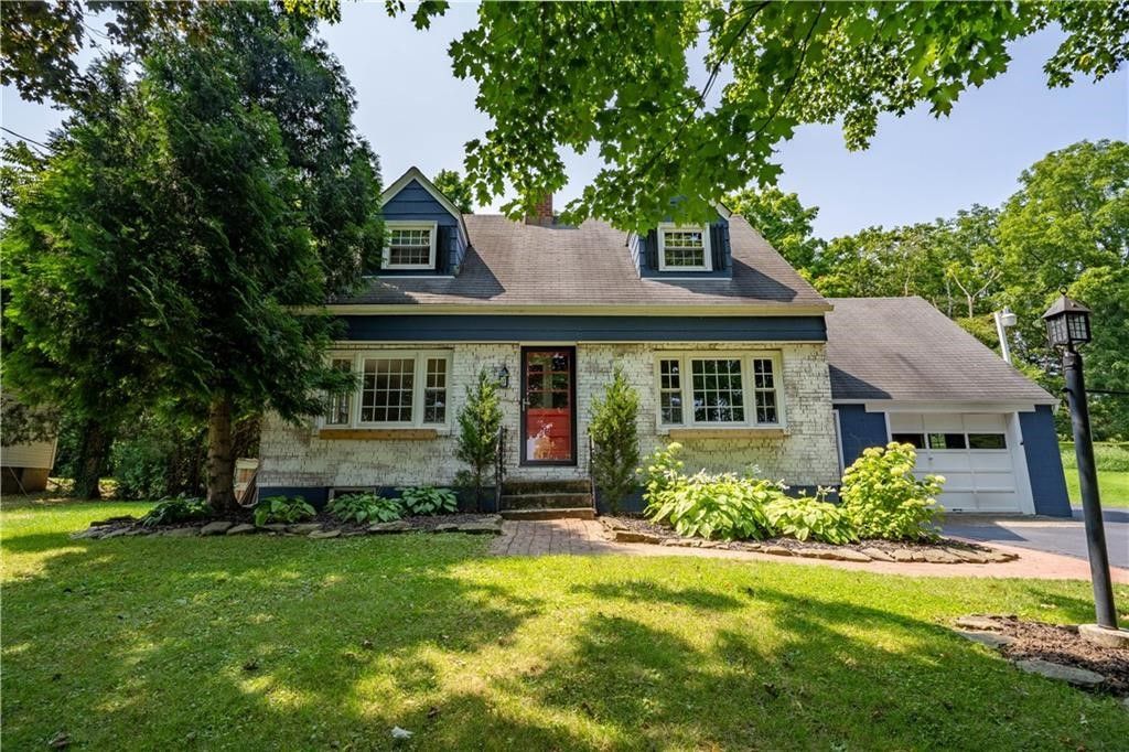 4852 West lake, Geneva Town, NY 14456