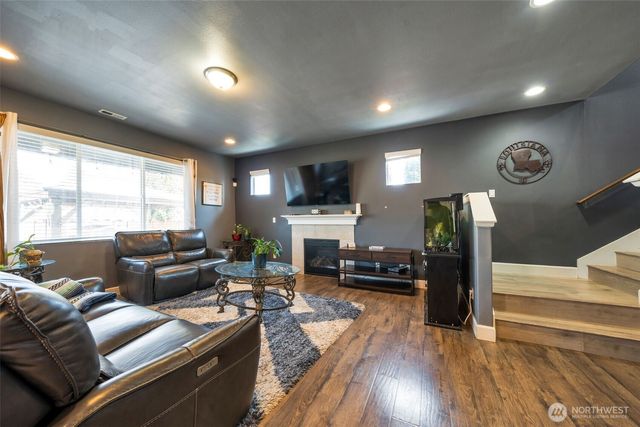 2131 186th Street Ct E, Spanaway, WA 98387