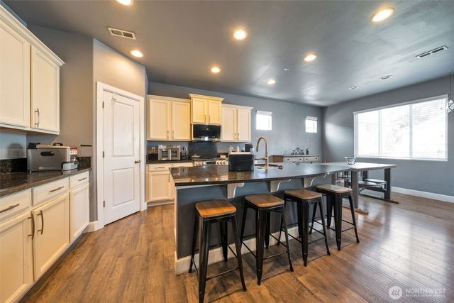 2131 186th Street Ct E, Spanaway, WA 98387