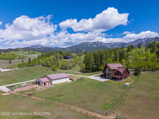 49 SOUTH DELL CREEK, Alpine, WY 83128