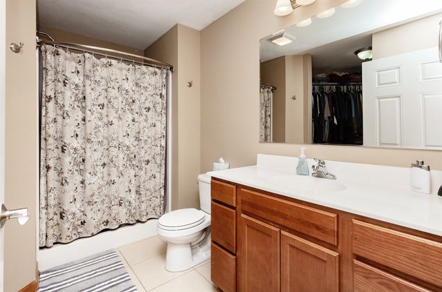 107 Centennial Drive, Huxley, IA 50124