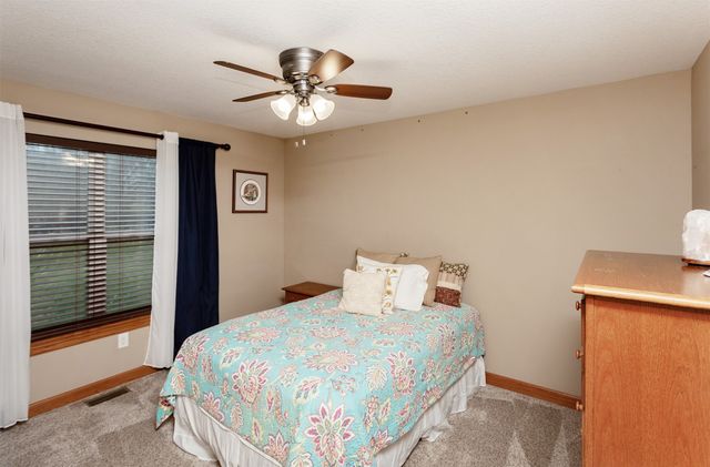 107 Centennial Drive, Huxley, IA 50124