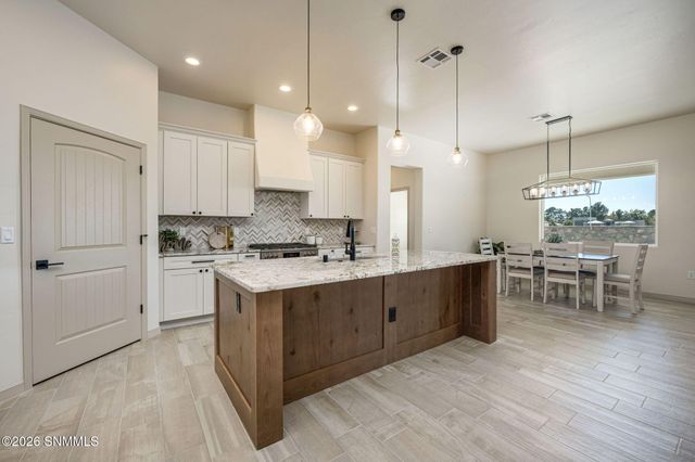 716 Basha Arc, Las Cruces, NM 88005