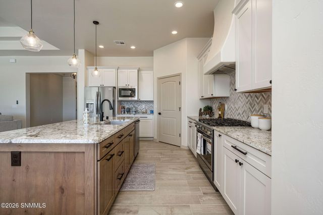 716 Basha Arc, Las Cruces, NM 88005