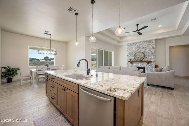 716 Basha Arc, Las Cruces, NM 88005