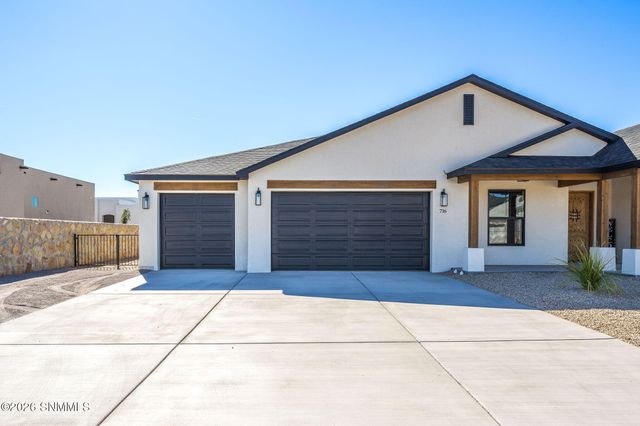 716 Basha Arc, Las Cruces, NM 88005