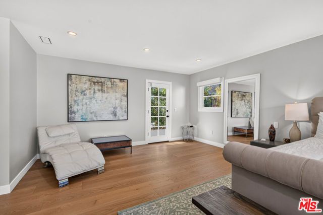 8276 Woodshill Trail, Los Angeles, CA 90069