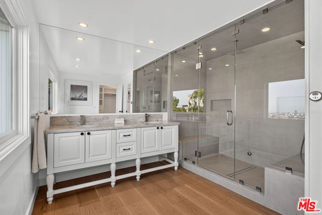 8276 Woodshill Trail, Los Angeles, CA 90069