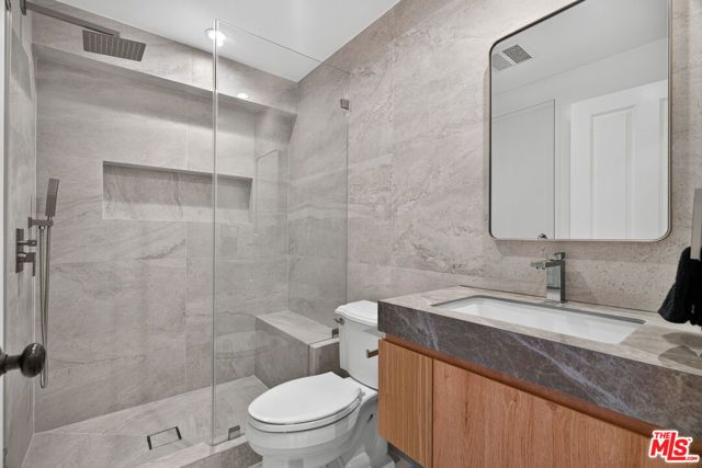8276 Woodshill Trail, Los Angeles, CA 90069
