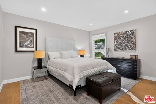 8276 Woodshill Trail, Los Angeles, CA 90069