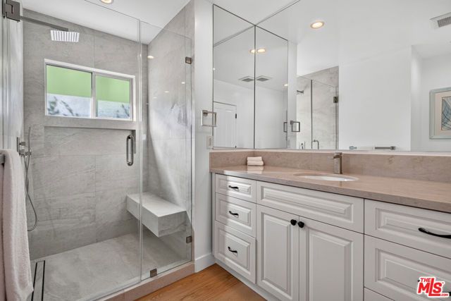 8276 Woodshill Trail, Los Angeles, CA 90069