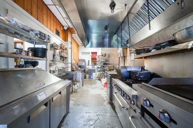 715 Craigdell Rd, Murrysville, PA 15068