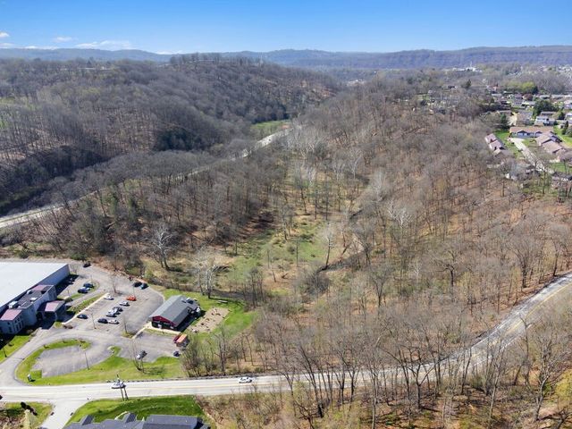 715 Craigdell Rd, Murrysville, PA 15068