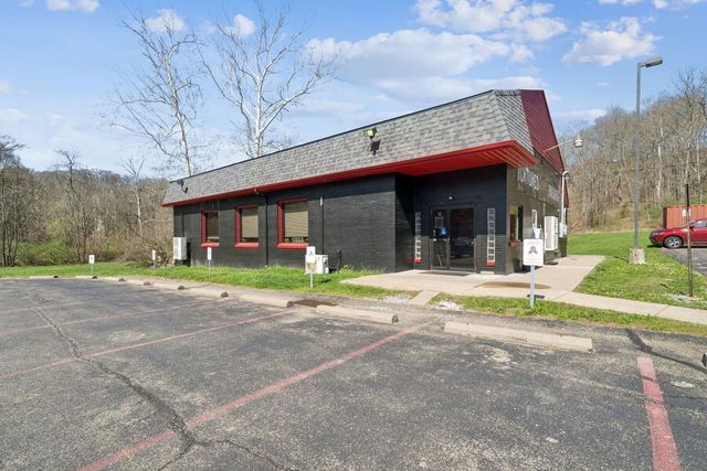 715 Craigdell Rd, Murrysville, PA 15068