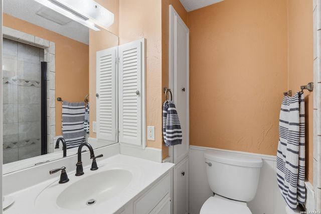 4519 Maybrook Woods, San Antonio, TX 78249