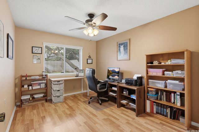 4519 Maybrook Woods, San Antonio, TX 78249