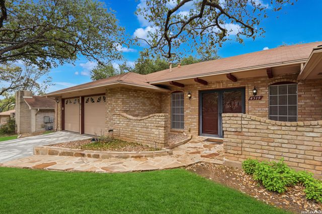4519 Maybrook Woods, San Antonio, TX 78249