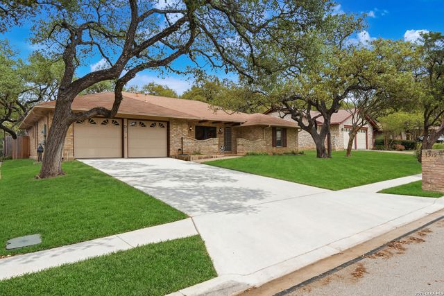 4519 Maybrook Woods, San Antonio, TX 78249