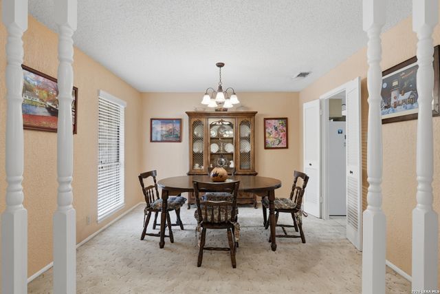 4519 Maybrook Woods, San Antonio, TX 78249