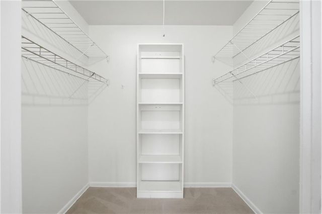 7136 NW COUNTRY CLUB Lane, Kansas City, MO 64152