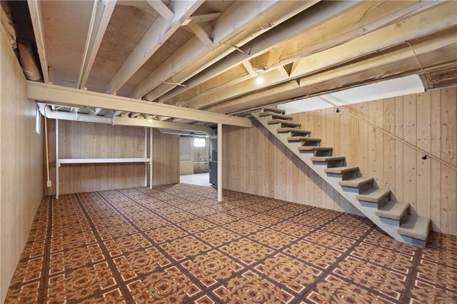 7136 NW COUNTRY CLUB Lane, Kansas City, MO 64152