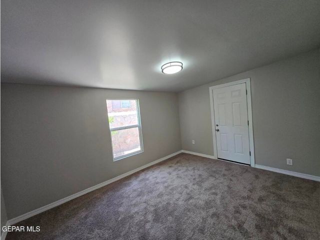 3909 Sunrise Avenue 2, El Paso, TX 79904