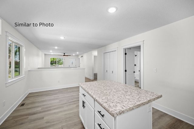 2532 Onawa Street, Des Moines, IA 50317