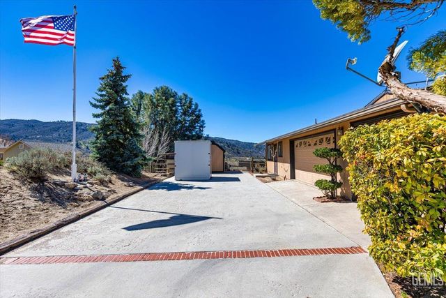 23841 Dart Drive, Tehachapi, CA 93561