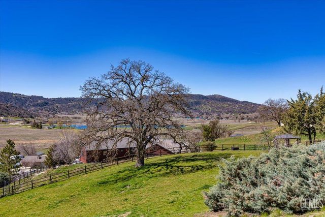 23841 Dart Drive, Tehachapi, CA 93561