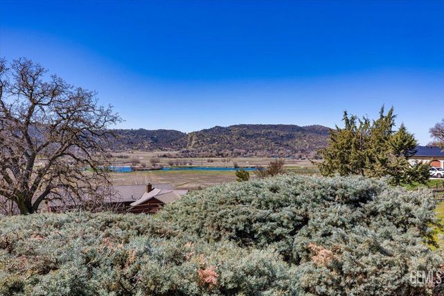 23841 Dart Drive, Tehachapi, CA 93561