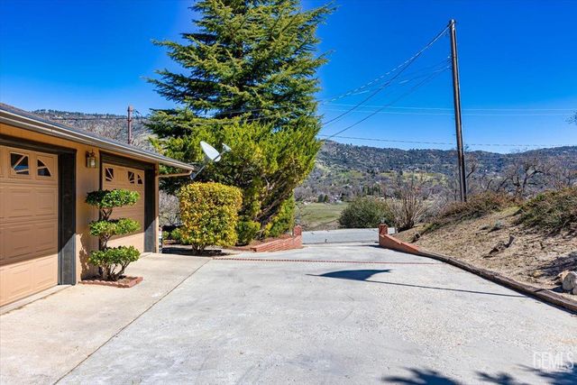 23841 Dart Drive, Tehachapi, CA 93561
