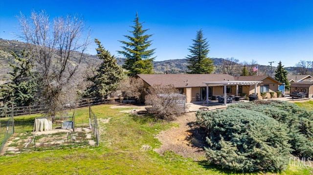 23841 Dart Drive, Tehachapi, CA 93561