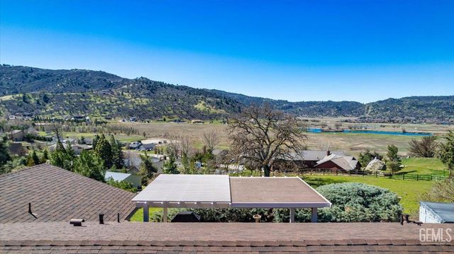 23841 Dart Drive, Tehachapi, CA 93561