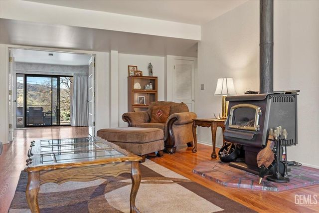 23841 Dart Drive, Tehachapi, CA 93561