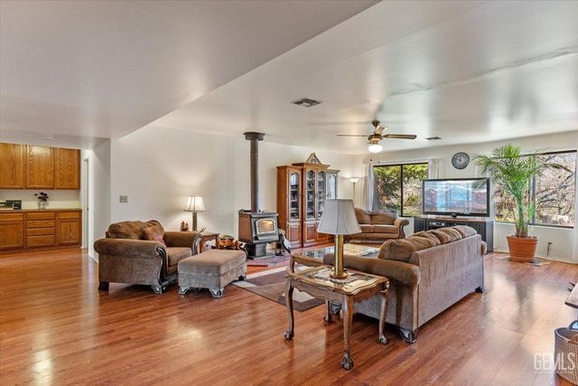 23841 Dart Drive, Tehachapi, CA 93561