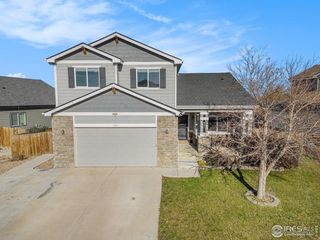 1185 Sunrise Cir, Milliken, CO 80543