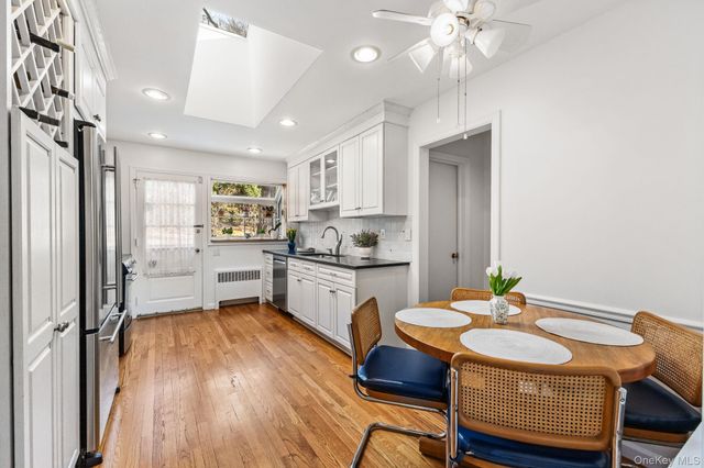 20 Meadow Road, Briarcliff Manor, NY 10510