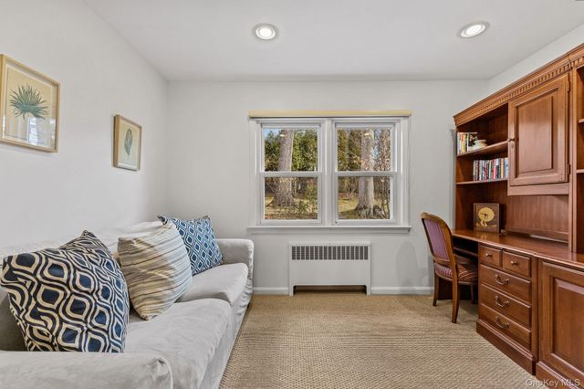 20 Meadow Road, Briarcliff Manor, NY 10510