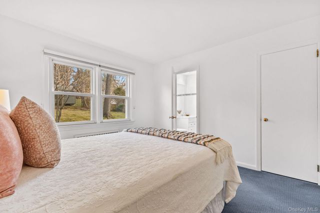 20 Meadow Road, Briarcliff Manor, NY 10510